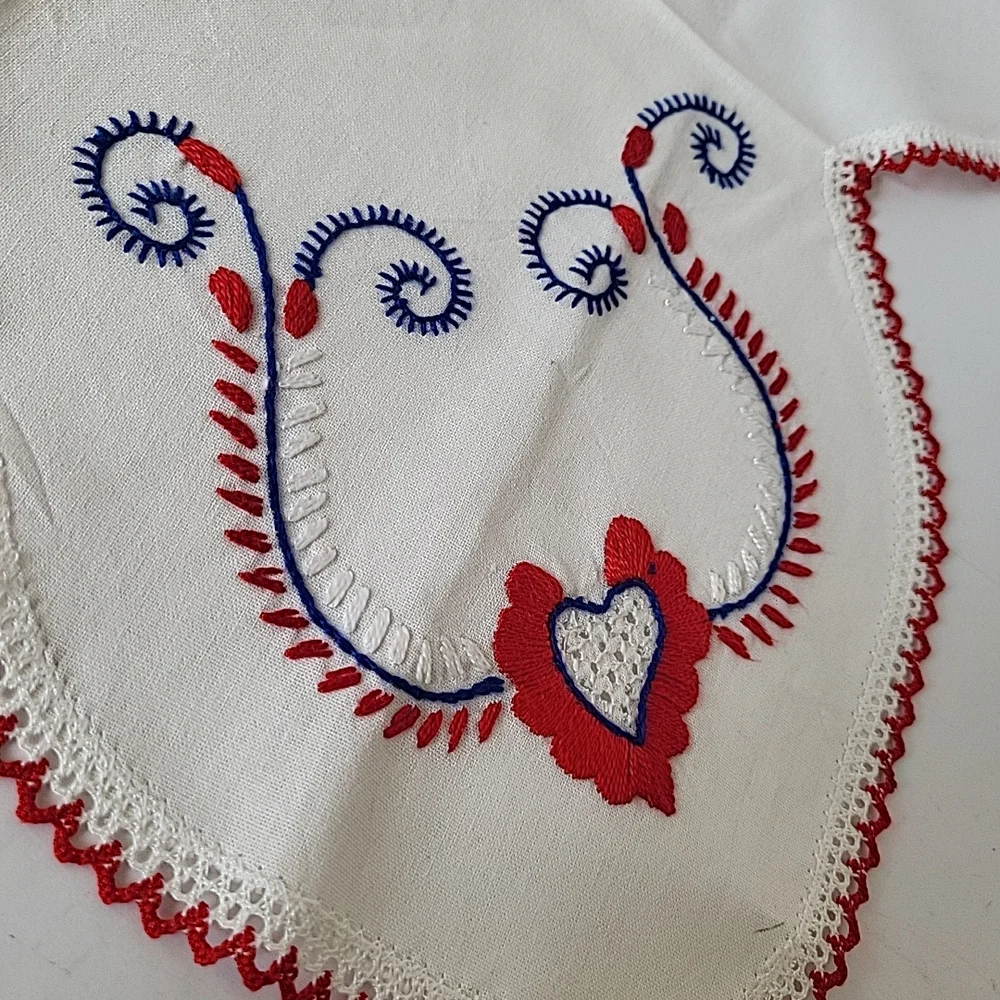 1940s Vintage Embroidered Floral Dresser Scarf Set Of 2 Portugal